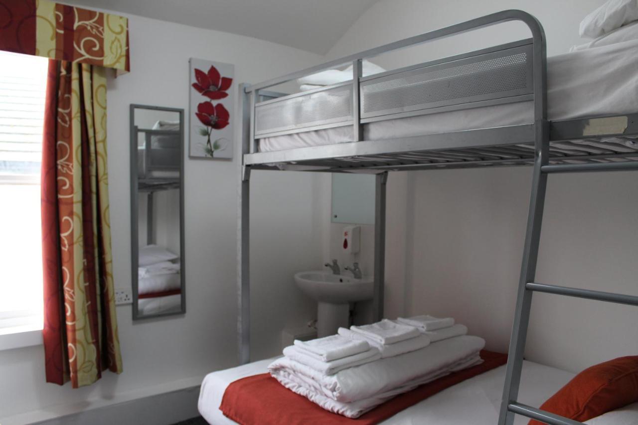 Backpackers Blackpool Hotel & Suites Esterno foto