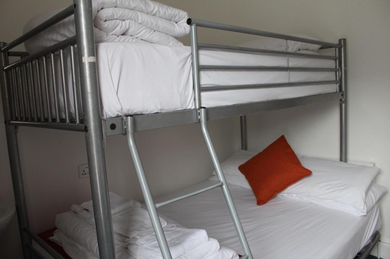 Backpackers Blackpool Hotel & Suites Esterno foto