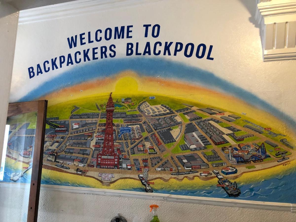 Backpackers Blackpool Hotel & Suites Esterno foto