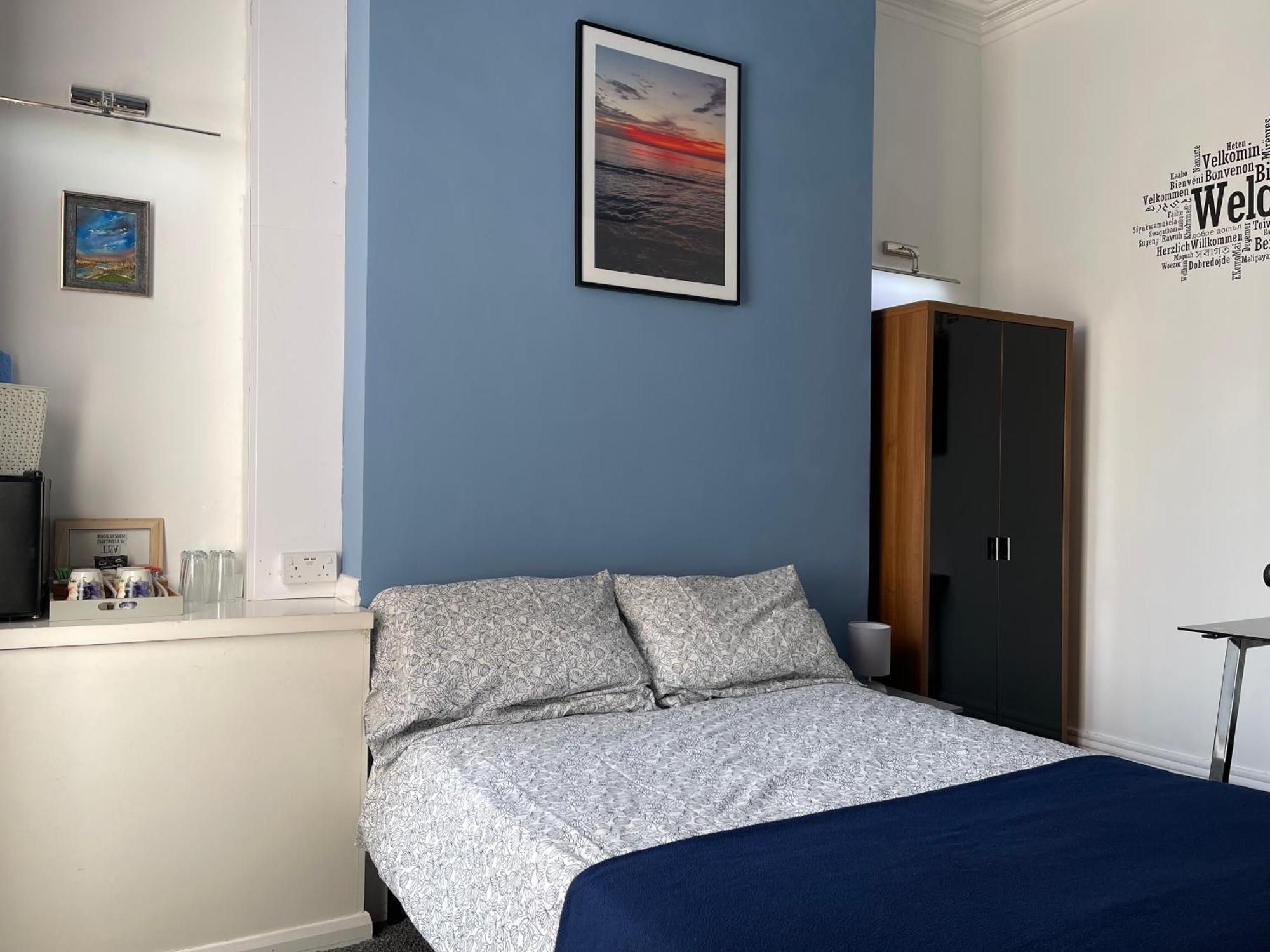 Backpackers Blackpool Hotel & Suites Esterno foto