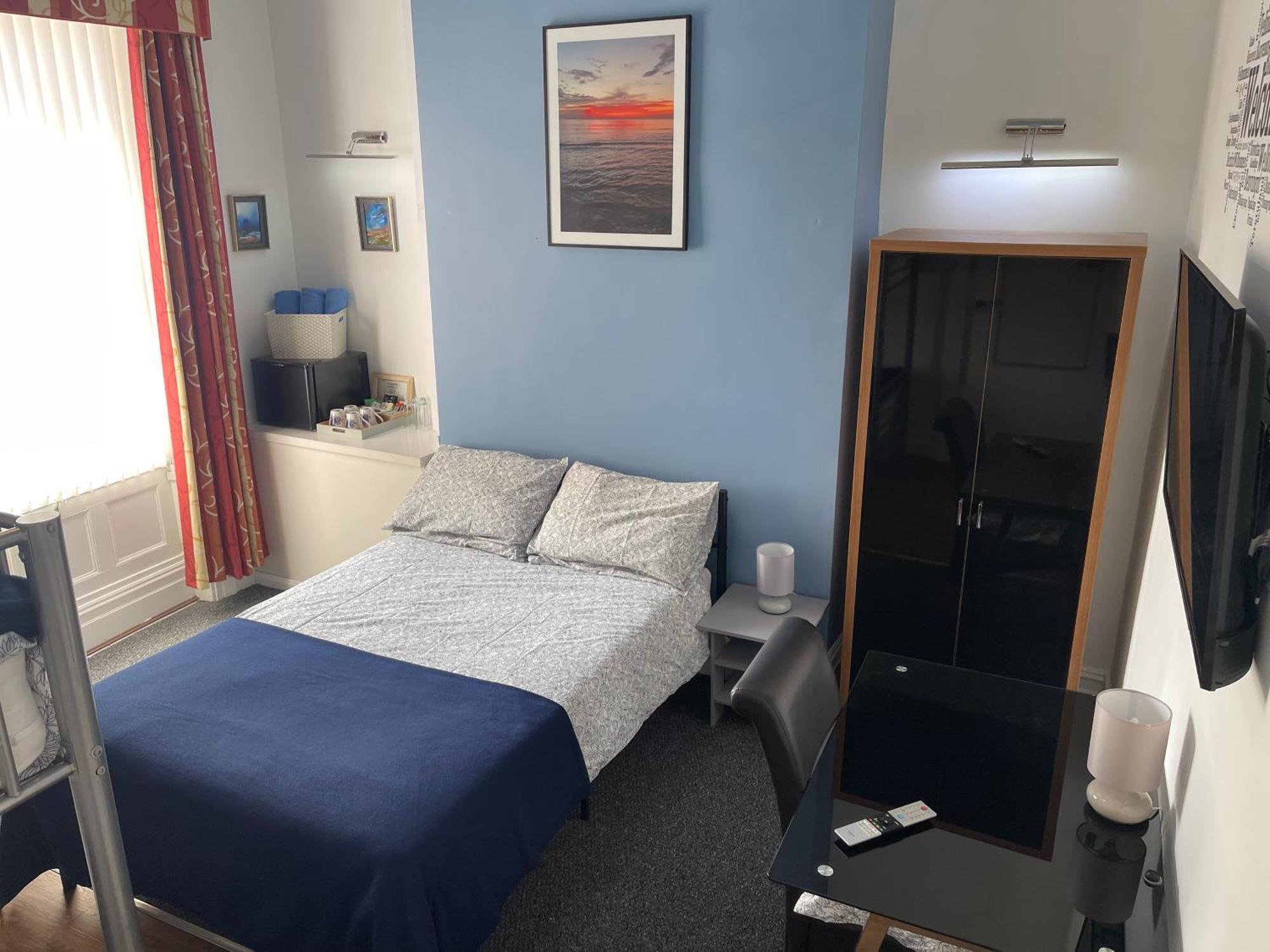 Backpackers Blackpool Hotel & Suites Esterno foto