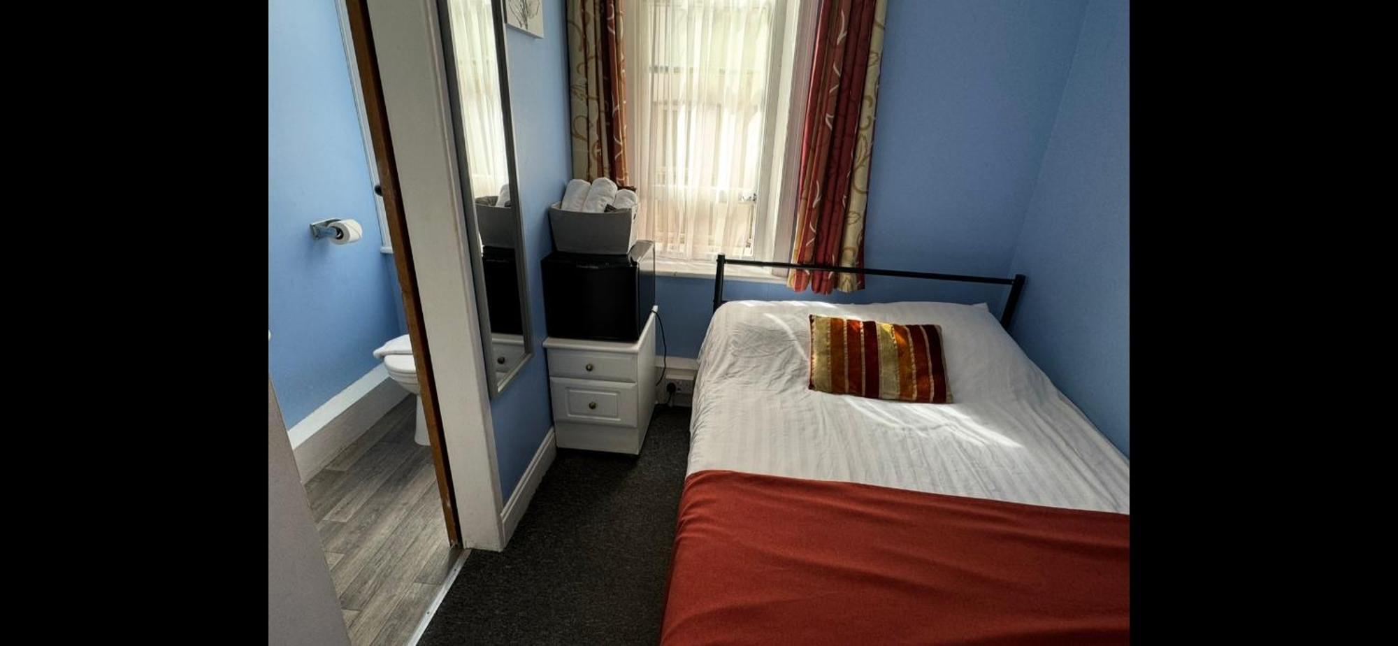 Backpackers Blackpool Hotel & Suites Esterno foto