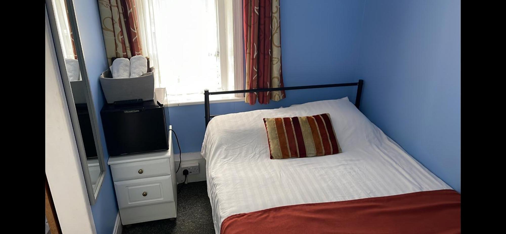 Backpackers Blackpool Hotel & Suites Esterno foto
