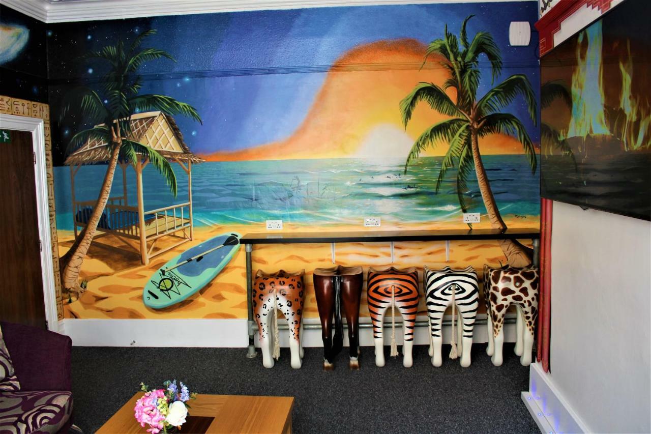 Backpackers Blackpool Hotel & Suites Esterno foto